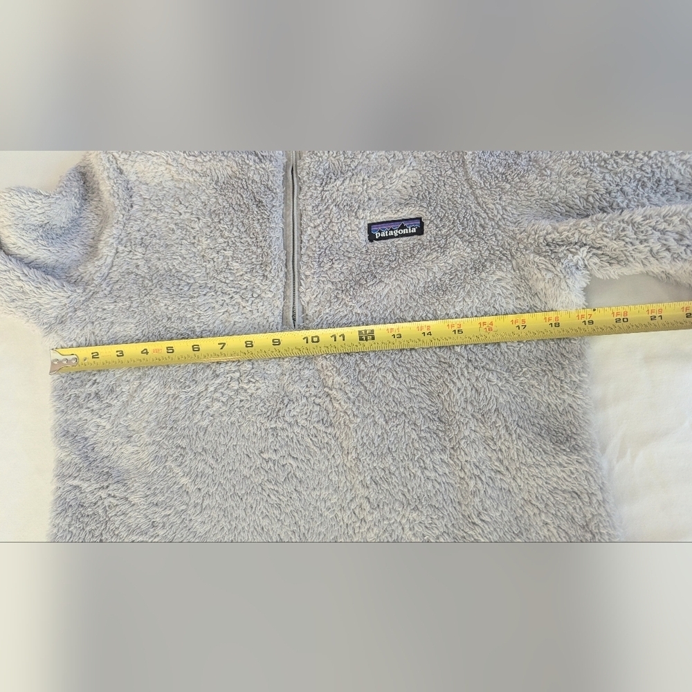 Patagonia  1/4 Zip Fleece Pullover Woman's Size M - Picture 12 of 13